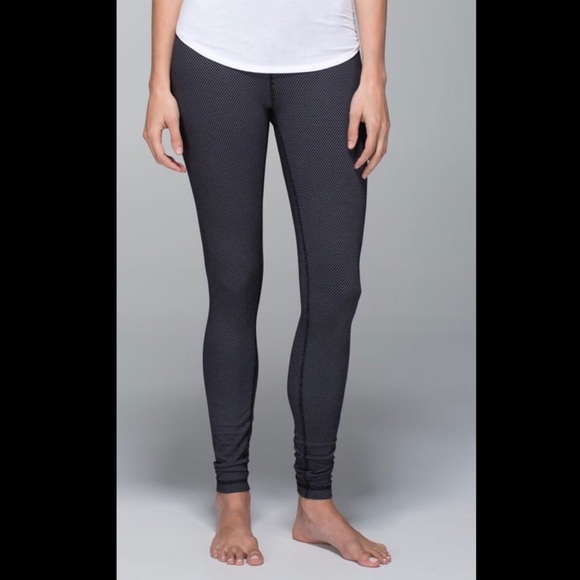 Lululemon Wunder Under Legging Diamond Dot - Picture 2 of 11